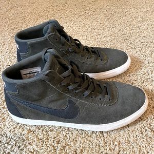 Nike SB Bruin Mid Size 10